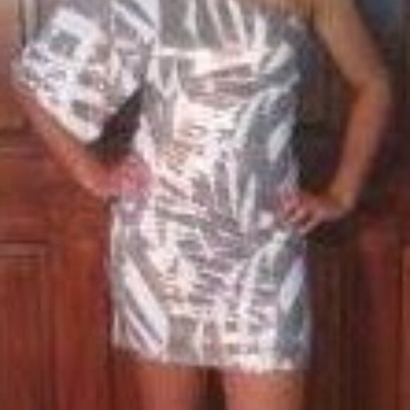 B DARLIN event cocktail dress silver white *Slight Stretch* Sz 11/12 may fit 9 - Picture 10 of 10